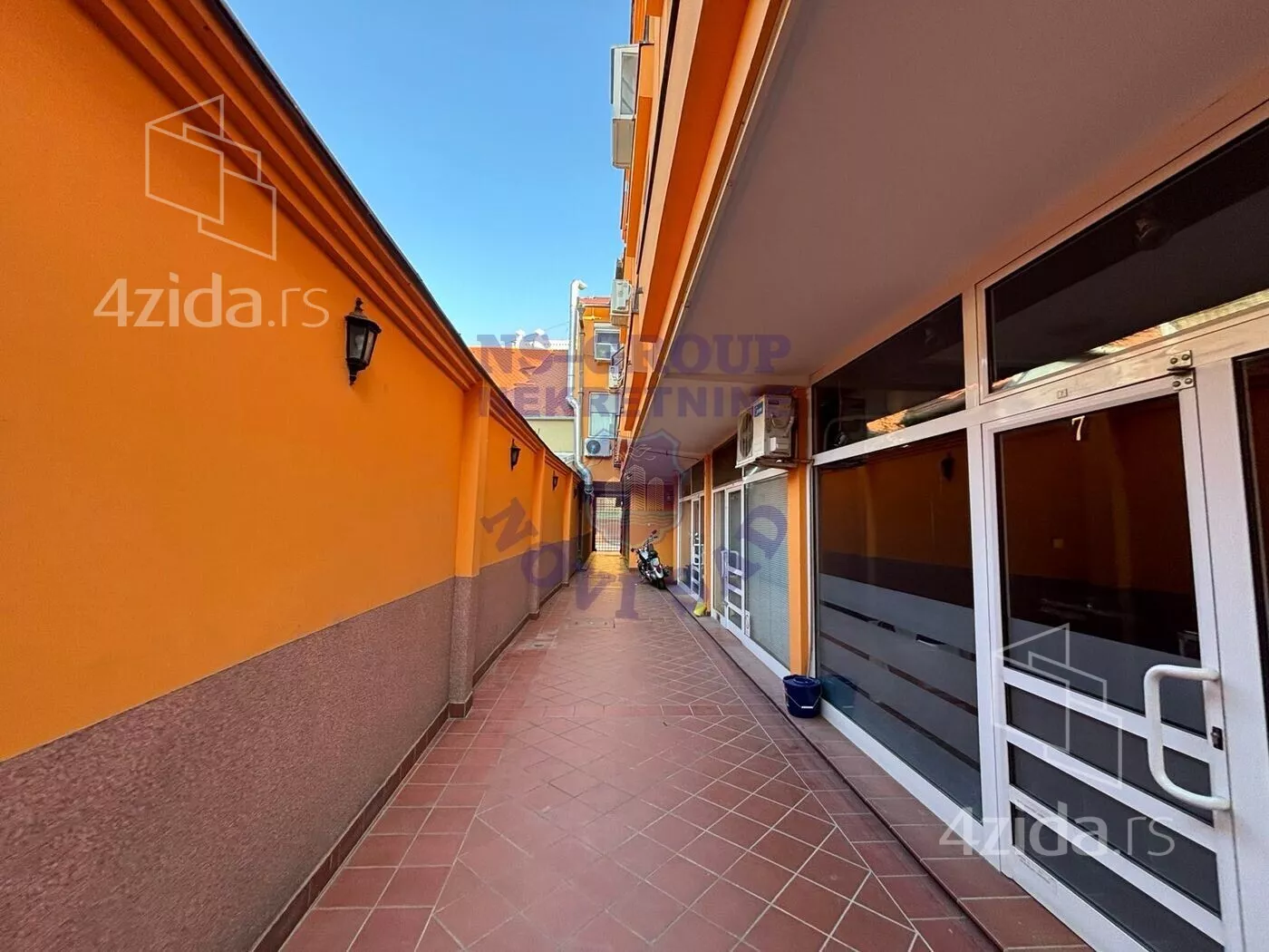 Petosoban stan | 4zida