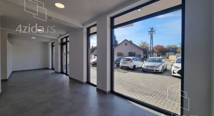 Poslovni prostor | 4zida