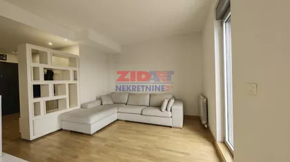 Luke Vojvodića | 4zida.rs