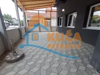 Lokal | 4zida