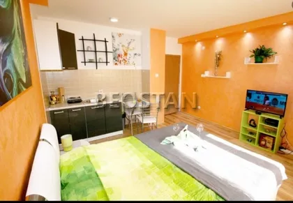 Radmile Savicevic | 4zida.rs