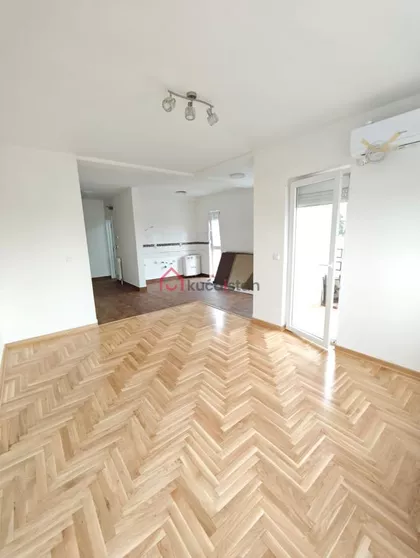 Gradska Bolnica | 4zida.rs