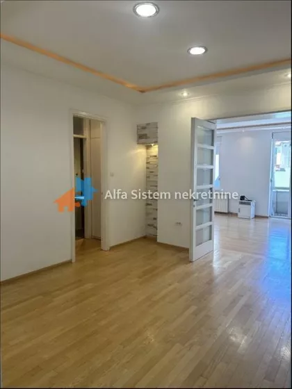 Krunski Venac | 4zida.rs
