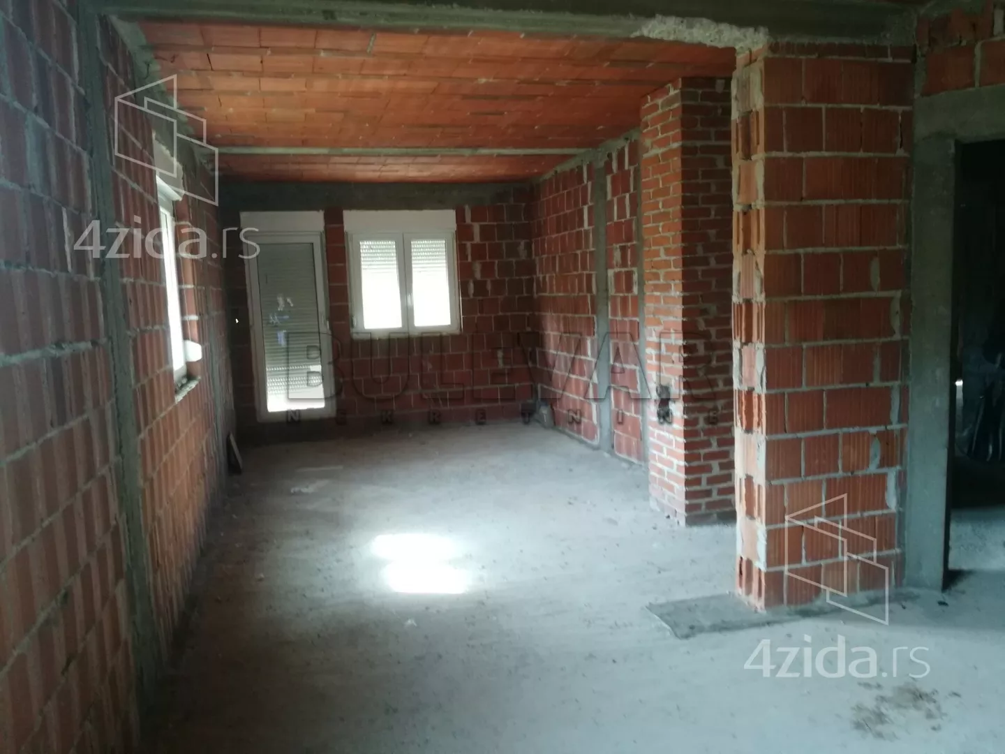 3-etažna kuća | 4zida