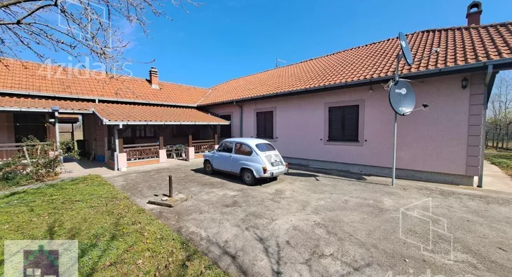 Kuća | 4zida