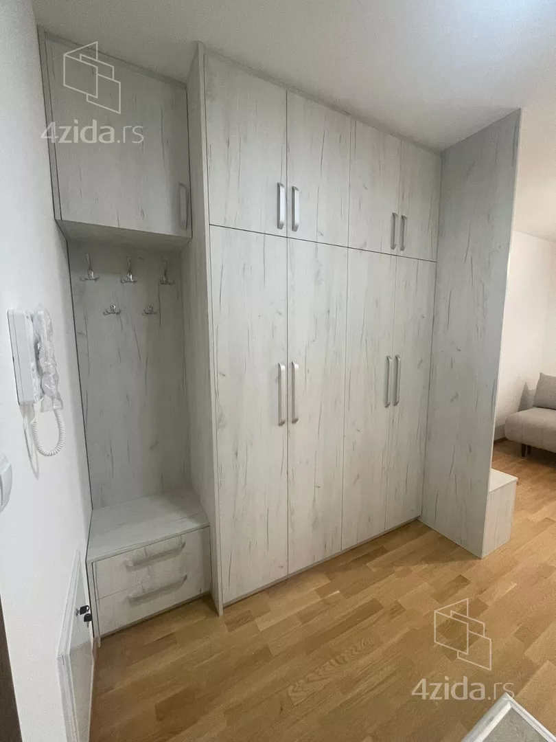 Garsonjera | 4zida