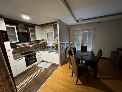 Omladinska | 4zida.rs