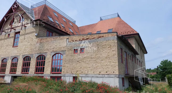 Turistički objekat | 4zida