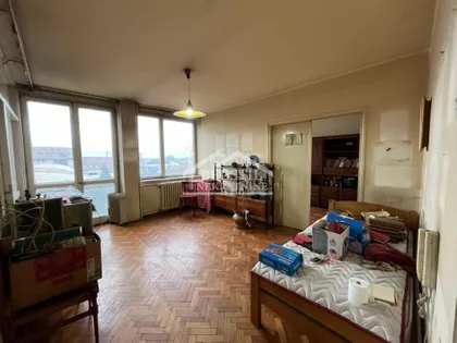 17. oktobra | 4zida.rs