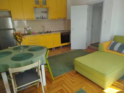 Braće Miladinov 23 | 4zida.rs