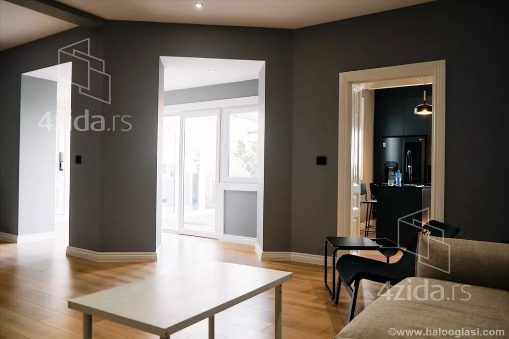 Petosoban stan | 4zida