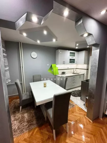 Bulevar Nemanjića | 4zida.rs