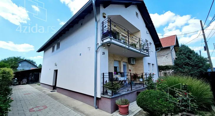 Kuća | 4zida