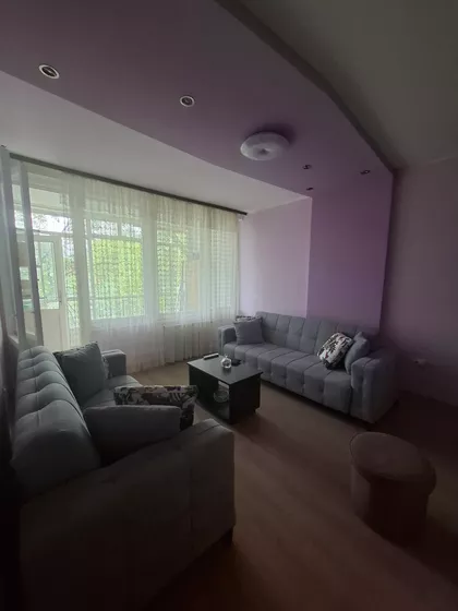 Ustanička | 4zida.rs