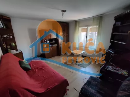 Naserova | 4zida.rs