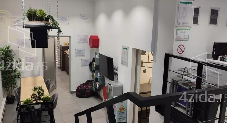 Poslovni prostor | 4zida
