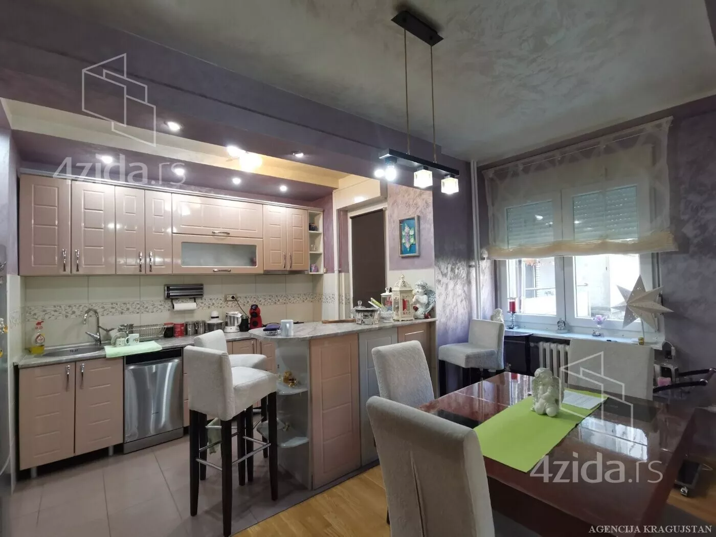 Dvoiposoban stan | 4zida