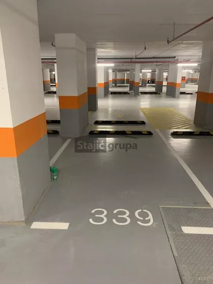 Tošin Bunar | 4zida.rs