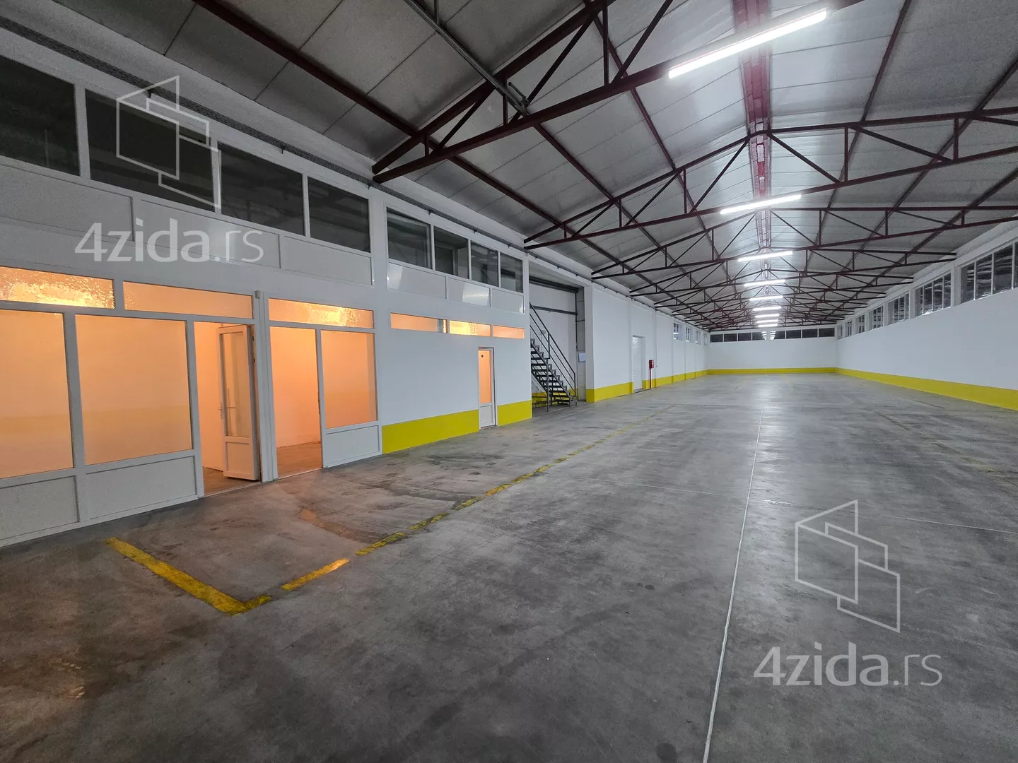 Hala | 4zida
