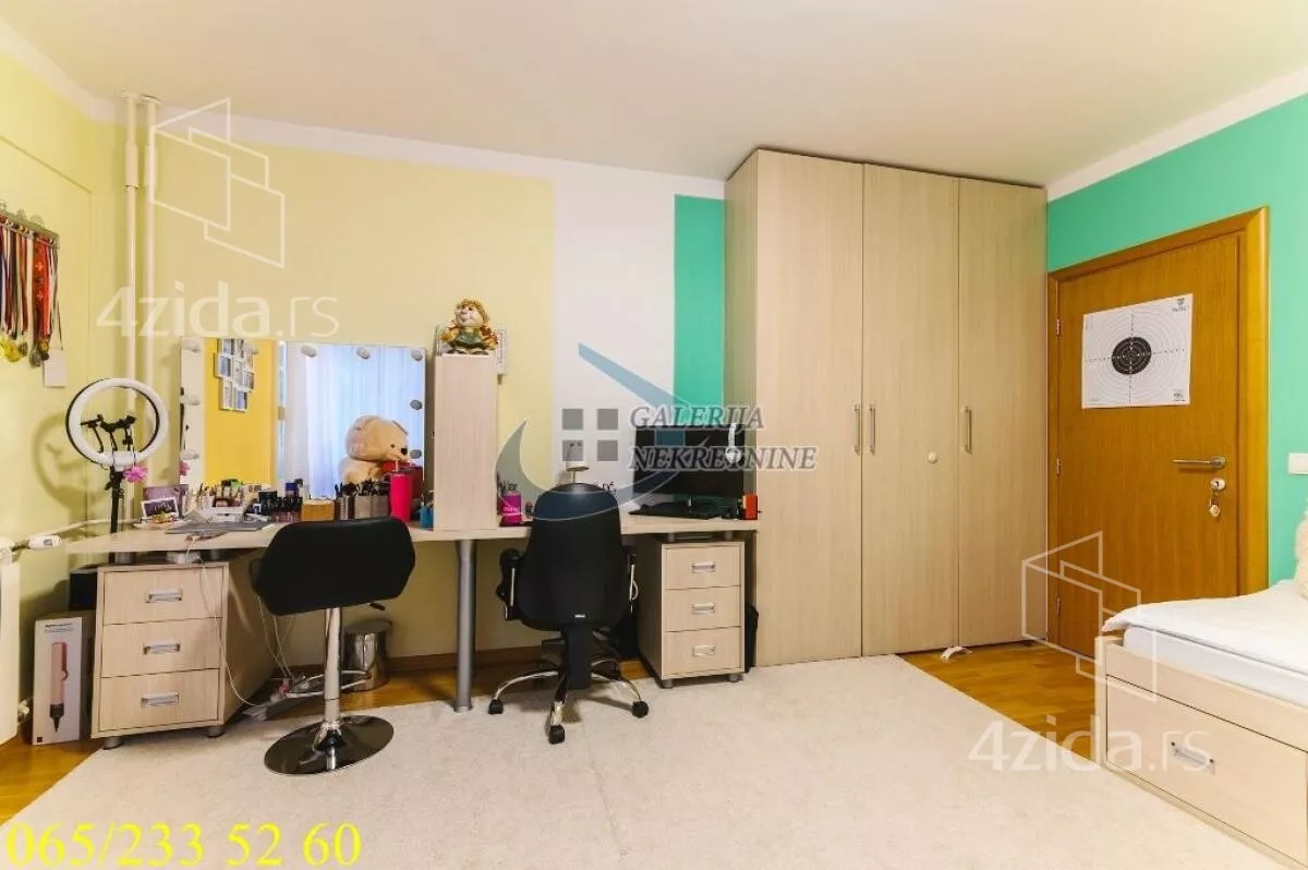 Troiposoban stan | 4zida