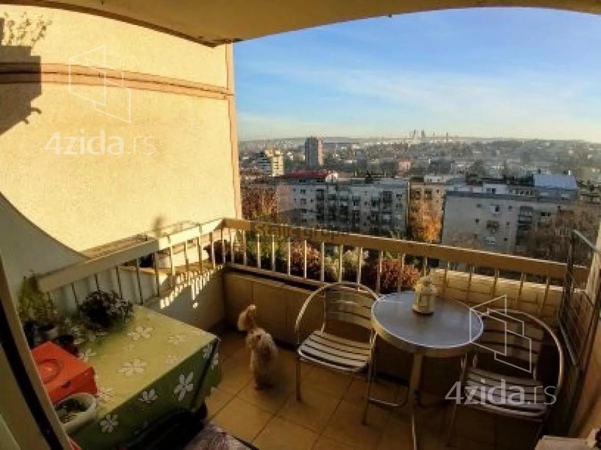 Troiposoban stan | 4zida