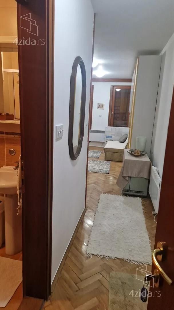 Garsonjera | 4zida