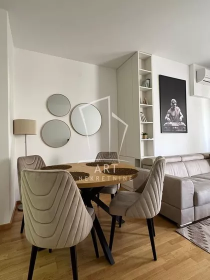 Karpoševa | 4zida.rs