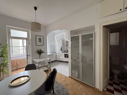 Džordža Vašingtona | 4zida.rs