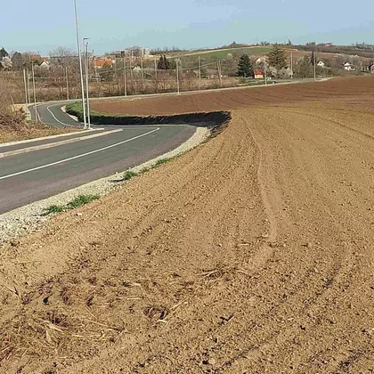 Spomenička | 4zida.rs