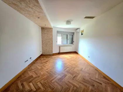 Vašarište | 4zida.rs