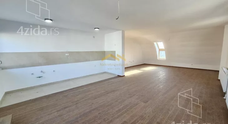 Šestosoban stan | 4zida