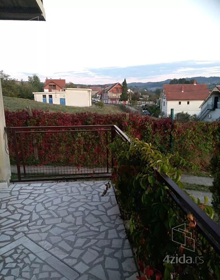 3-etažna kuća | 4zida