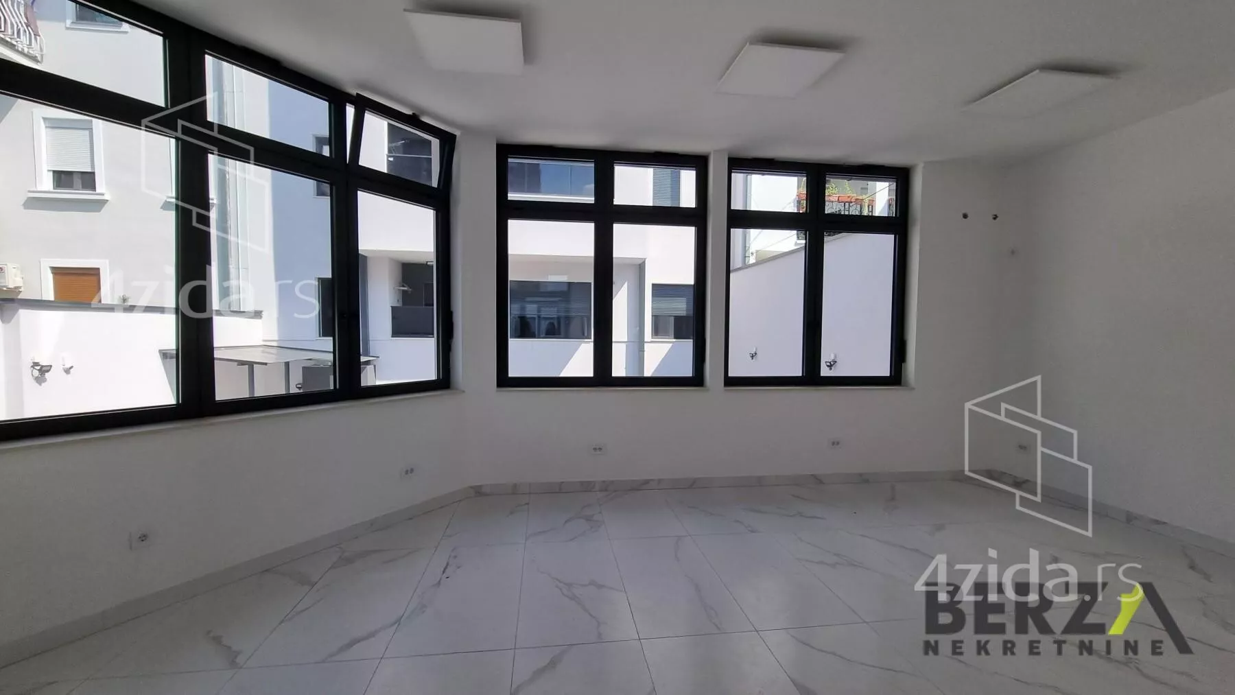 Poslovni prostor | 4zida