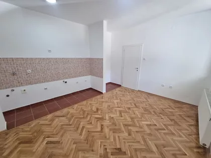 Grbavica | 4zida.rs