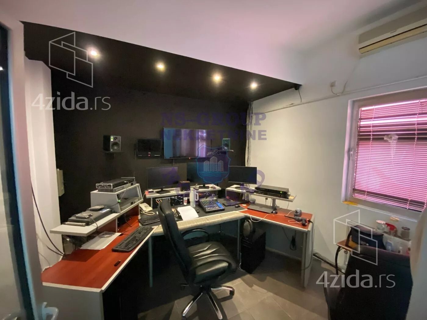 Poslovni prostor | 4zida