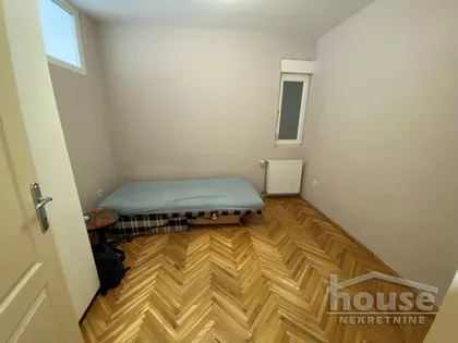 Cara Dušana | 4zida.rs