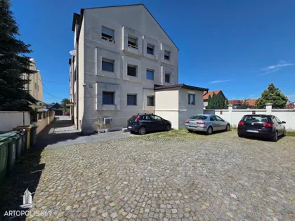 Batajnica | 4zida.rs