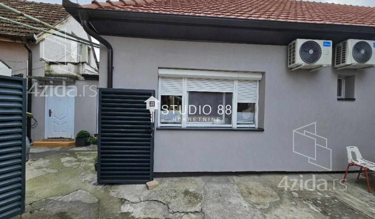 Продажа двухкомнатной квартиры, Центр, 52.000€, 52m² — фото