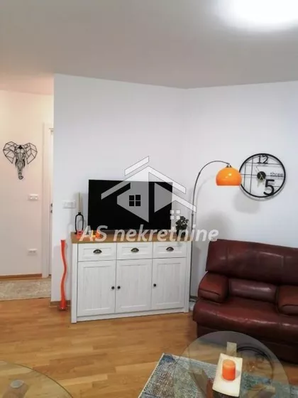 Lekino Brdo | 4zida.rs