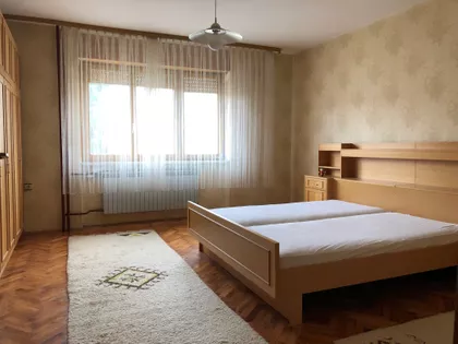 Kneza Višeslava 11 | 4zida.rs