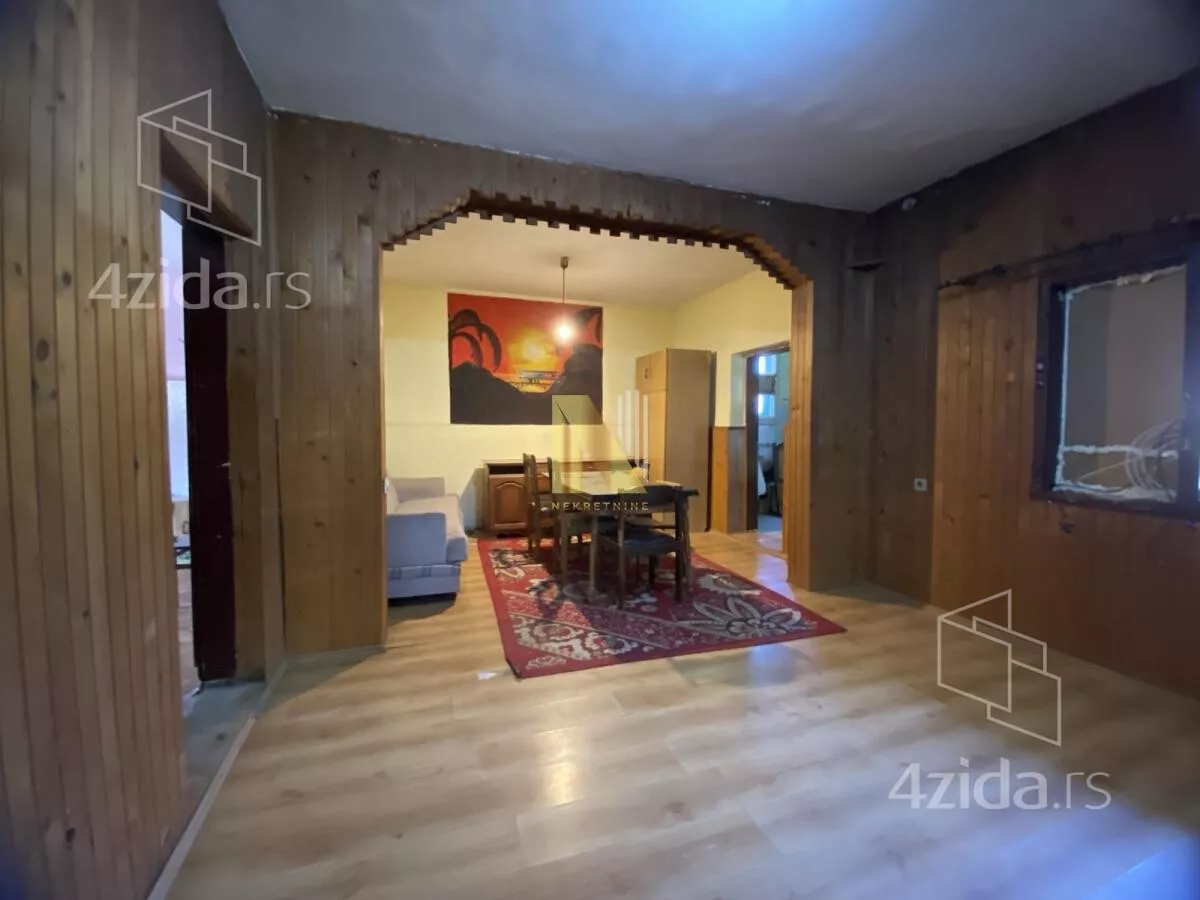 Kuća | 4zida