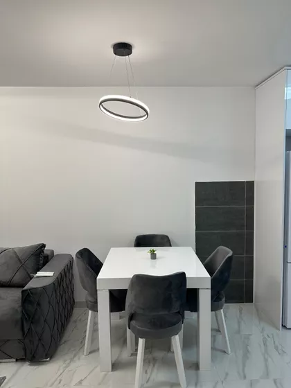 Obilićeva 102 | 4zida.rs