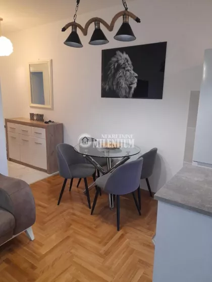 Univerzijade | 4zida.rs