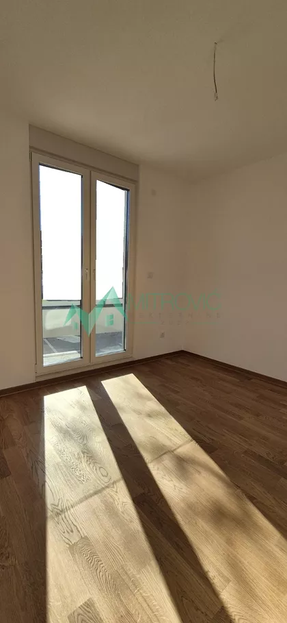 Sremska Kamenica | 4zida.rs