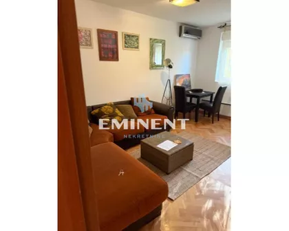 Karađorđeva | 4zida.rs