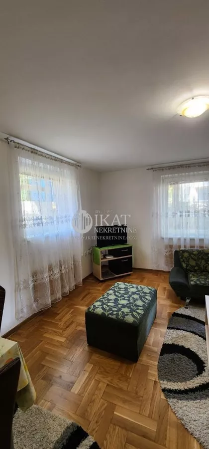 Miladina Pećinara | 4zida.rs