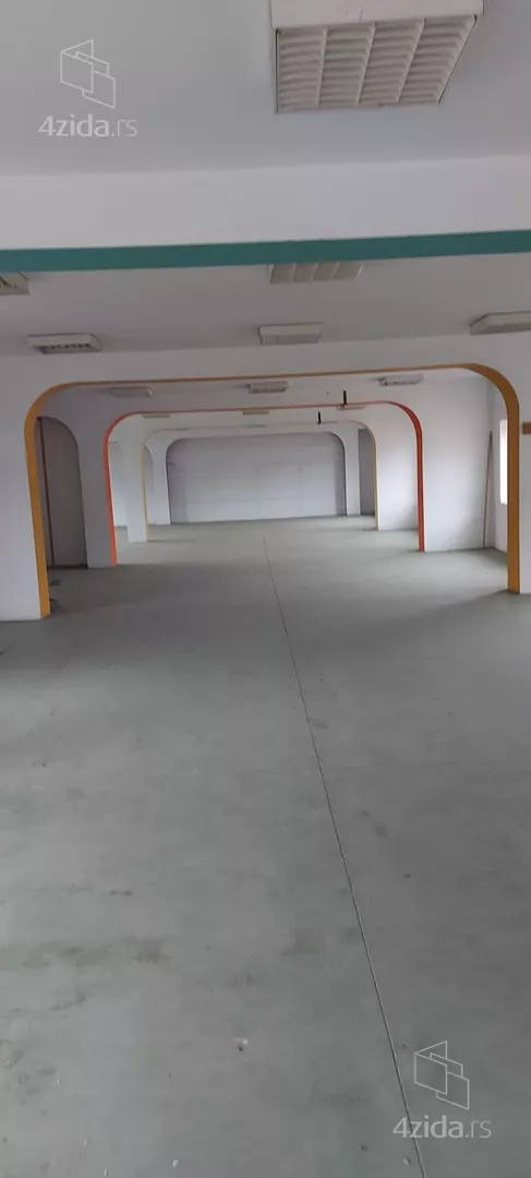 Poslovni prostor | 4zida