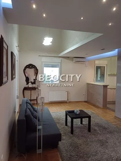 Dragana Rakića | 4zida.rs