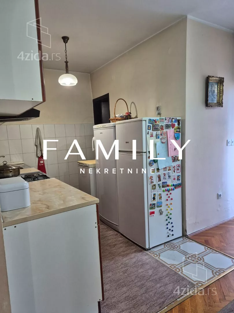 3-etažna kuća | 4zida