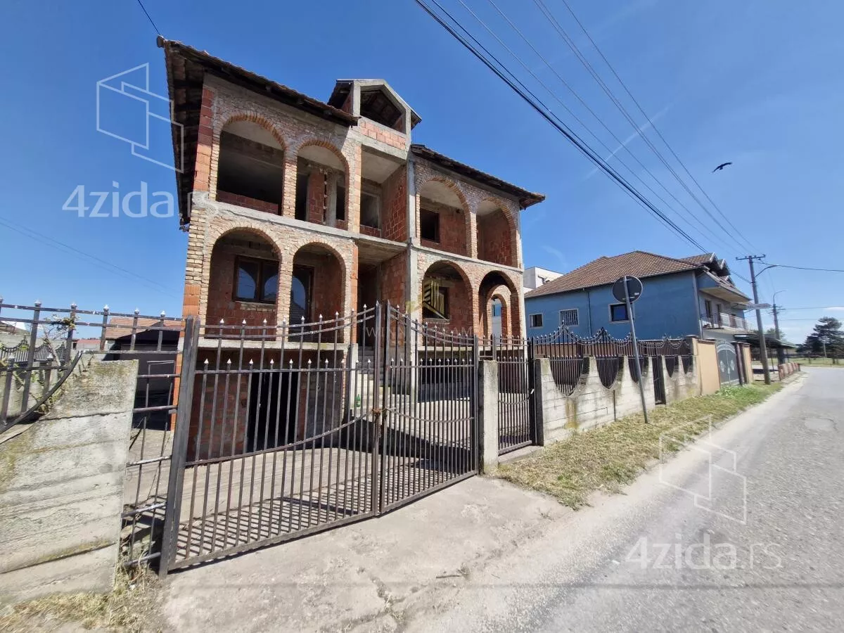 Kuća | 4zida